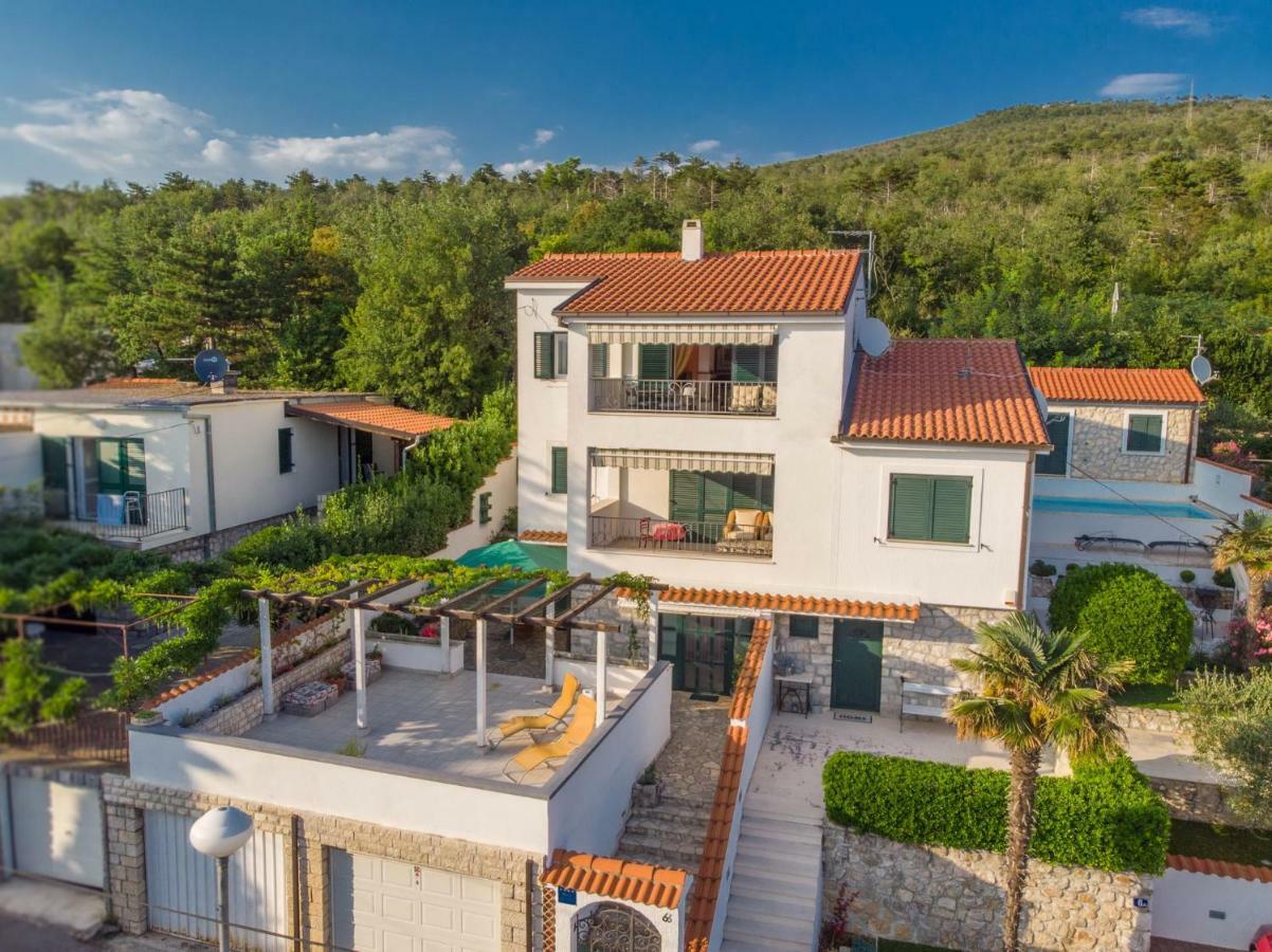 Villa Nika Selce Exterior foto